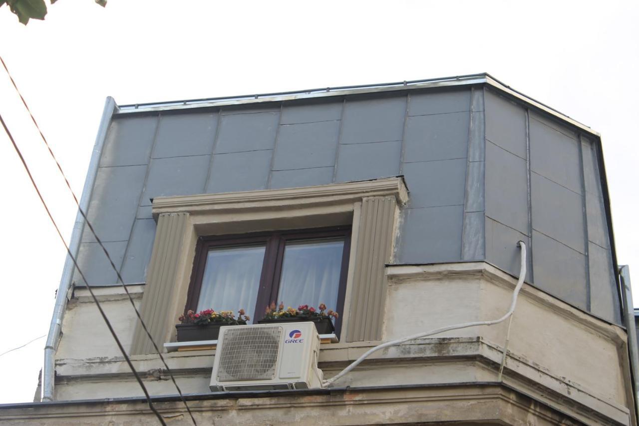Studio Yellow - Piata Victoriei Bükreş Dış mekan fotoğraf